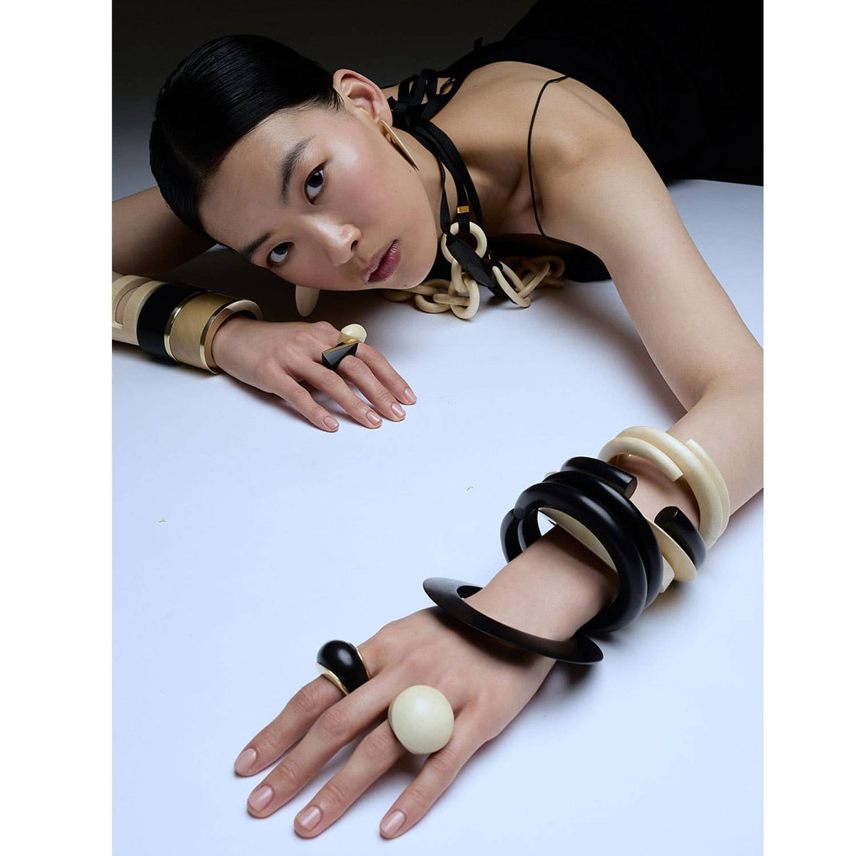 Black Wood Spiral Bangle Bracelet 
: M