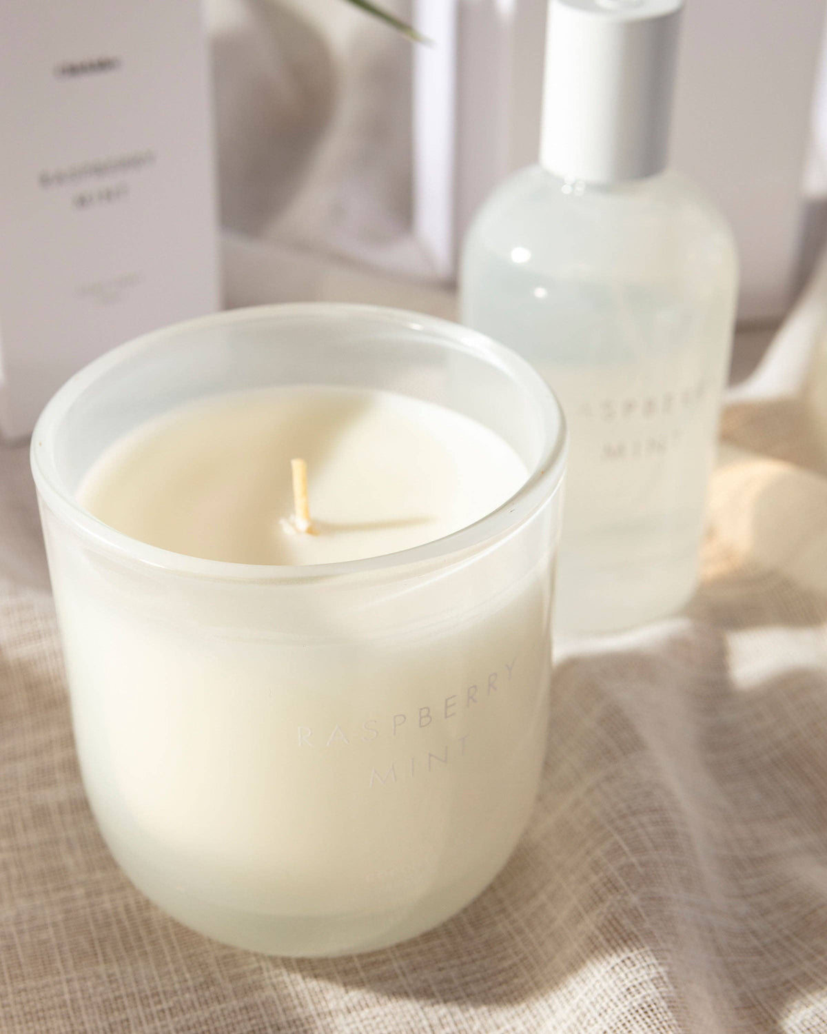 Raspberry Mint Neutral Core Candle Small - Abhaile Interiors